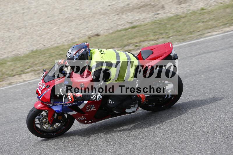/11 28.04.2026  PROMAX ADR/Gruppe gruen/52
